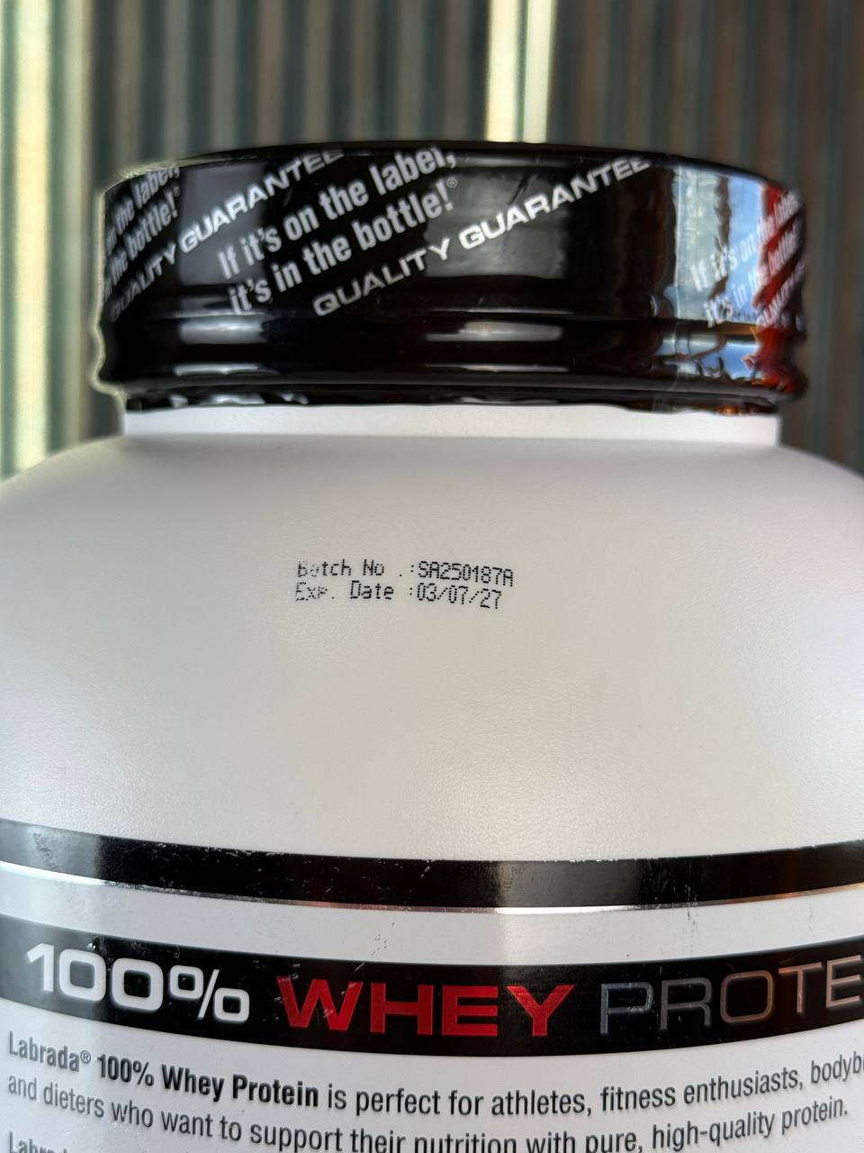 پروتئین وی لابرادا Whey LABRADA3